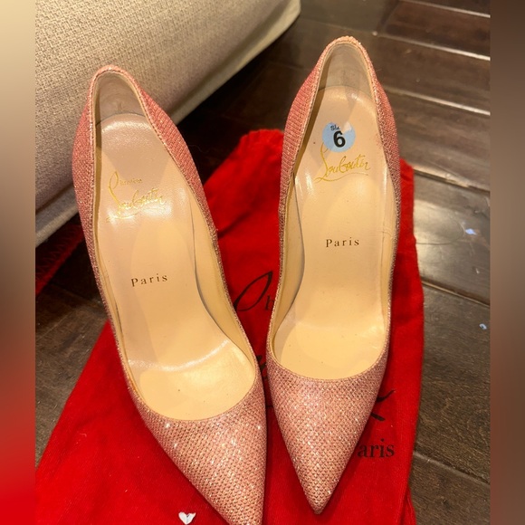 Christian Louboutin size 6 1/2 bought used worn once - Picture 6 of 7